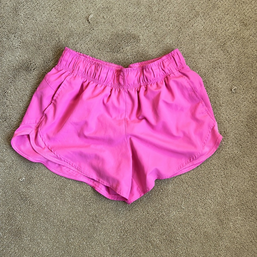 Running shorts